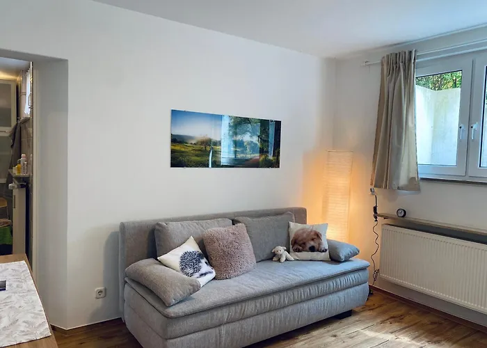 Lägenhet Helles, Gepflegtes Souterrain In Ruhiger Lage *