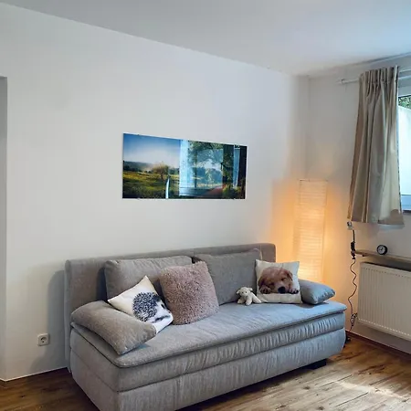 Appartement Helles, Gepflegtes Souterrain In Ruhiger Lage *