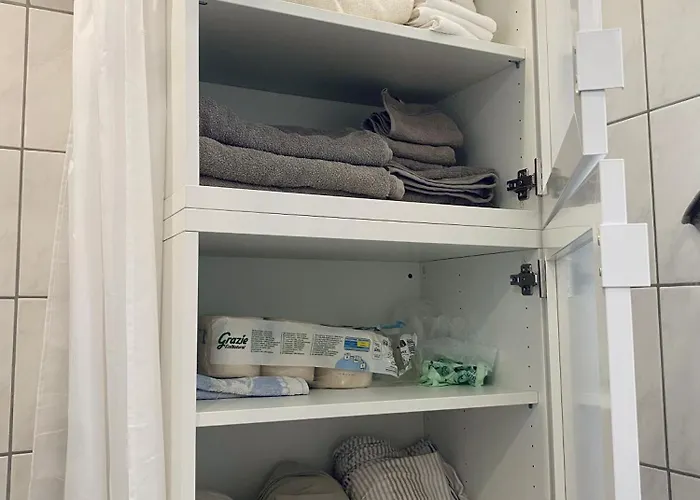 Helles, Gepflegtes Souterrain In Ruhiger Lage 杜塞尔多夫