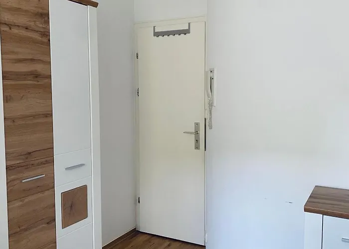 Apartamento Helles, Gepflegtes Souterrain In Ruhiger Lage Düsseldorf